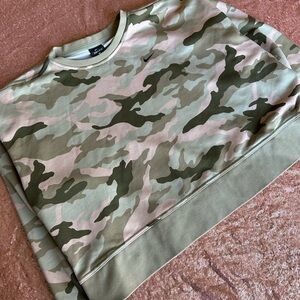 Nike Crew Neck Training Long Sleeve Camo Dri Fit Sz M, outdoor , camping Women